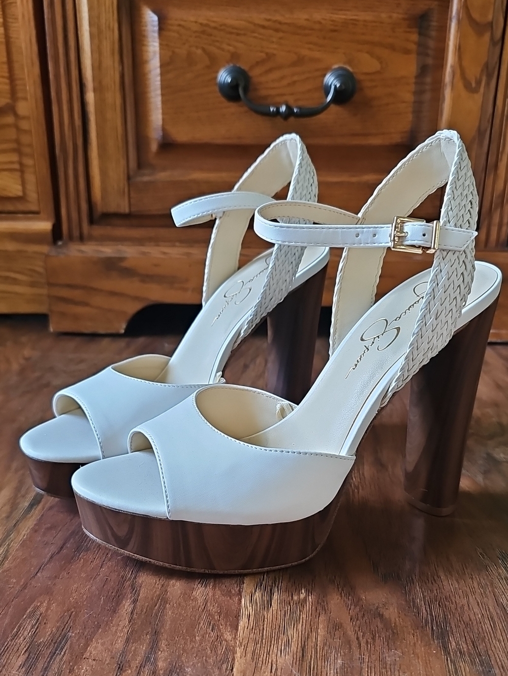 Jessica Simpson White Platform Sandals with Wood-Effect Block Heel